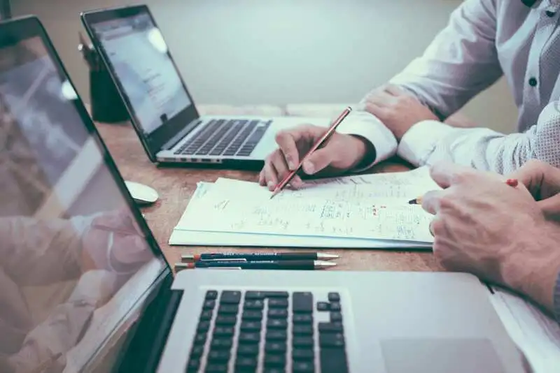 مكتب الكومى للخدمات العامة والتعقيب في الرياض